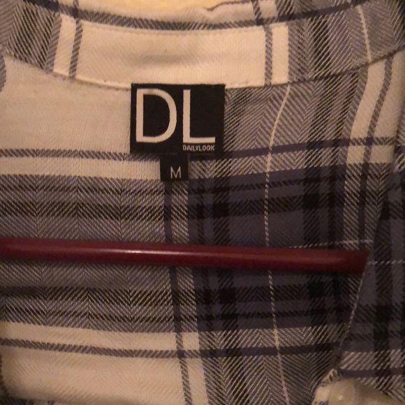 Top - Picture 2 of 3